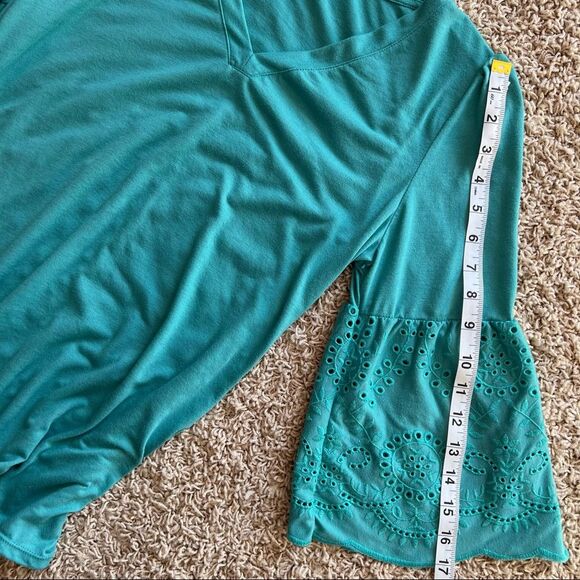 Time & Tru Bell Eyelet Crocheted Sleeve Kelly Green Boho Cottagecore Blouse SZ S - Picture 8 of 9